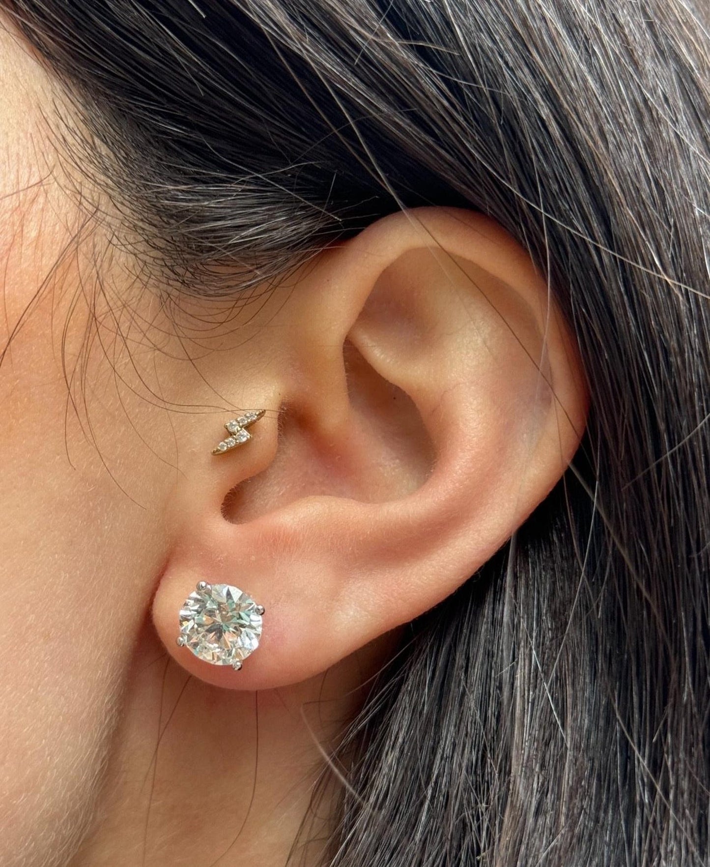 Lab Grown Diamond Stud Earrings Pair in 18K Gold – Available in 1 to 3 Carat Sizes.