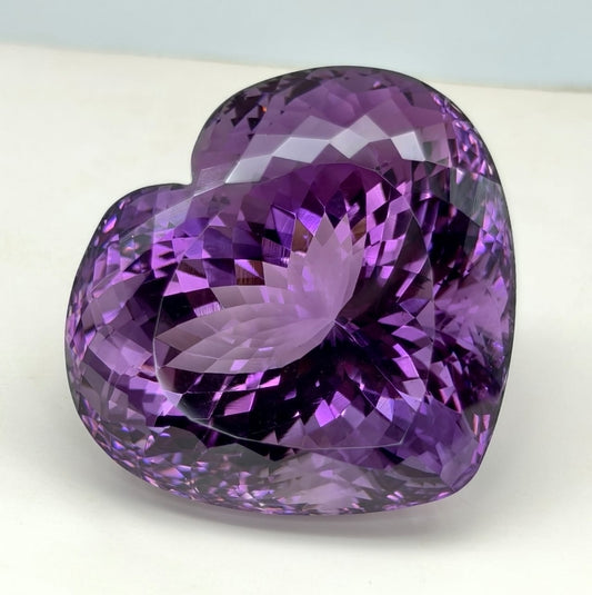 Natural Purple Amethyst Heart Shape – 126.75 Carats – Loupe Clean – Large Collector Gemstone – 34x30.7 mm – Ideal for Pendant or Display